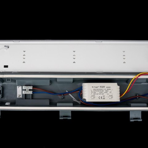 Oprawa hermetyczna LED V-TAC SAMSUNG CHIP M-series 18W 60cm 120Lm/W ML VT-60018 6400K 2160lm 3 lata Gwarancji Oprawa hermetyczna LED V-TAC SAMSUNG CHIP M-series 18W 60cm 120Lm/W ML VT-60018 6400K 2160lm 3 lata Gwarancji