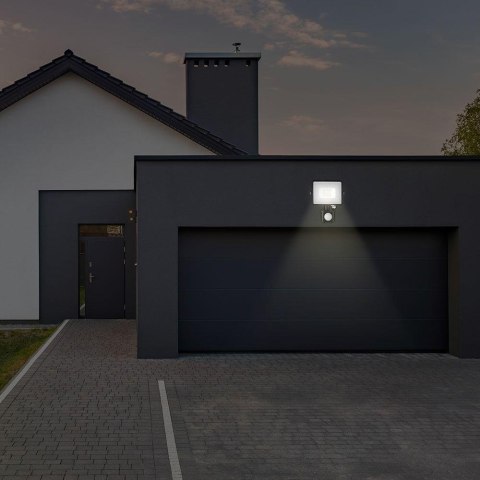 Projektor LED V-TAC 10W SAMSUNG CHIP Czujnik Ruchu Funkcja Cut-OFF Czarny VT-10-S-B 4000K 800lm 5 Lat Gwarancji Projektor LED V-TAC 10W SAMSUNG CHIP Czujnik Ruchu Funkcja Cut-OFF Czarny VT-10-S-B 4000K 800lm 5 Lat Gwarancji