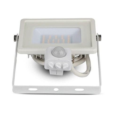 Projektor LED V-TAC 30W SAMSUNG CHIP czujnik ruchu funkcja cut-OFF biały VT-30-S-W 4000K 2400lm 5 lat Gwarancji Projektor LED V-TAC 30W SAMSUNG CHIP czujnik ruchu funkcja cut-OFF biały VT-30-S-W 4000K 2400lm 5 lat Gwarancji