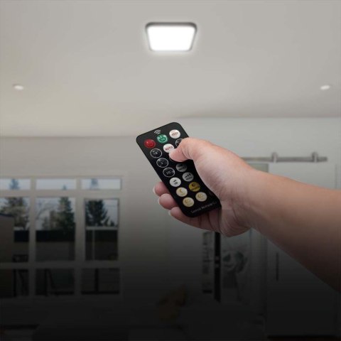 Plafon V-TAC 18W LED kwadrat 30x30cm natynkowy pilot czujnik ruchu IP44 czarny VT-8618S 4000K 1830lm 2 lata Gwarancji Plafon V-TAC 18W LED kwadrat 30x30cm natynkowy pilot czujnik ruchu IP44 czarny VT-8618S 4000K 1830lm 2 lata Gwarancji